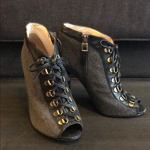 Booties - Leather lace up wool blend